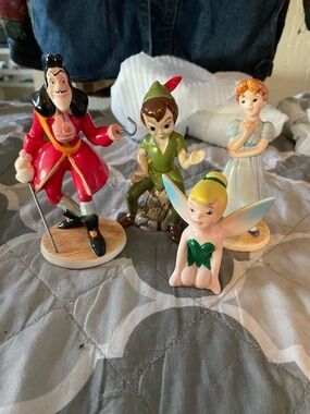Tinker Bell Ceramic Figurine - Green and Cream Decorative Collectible